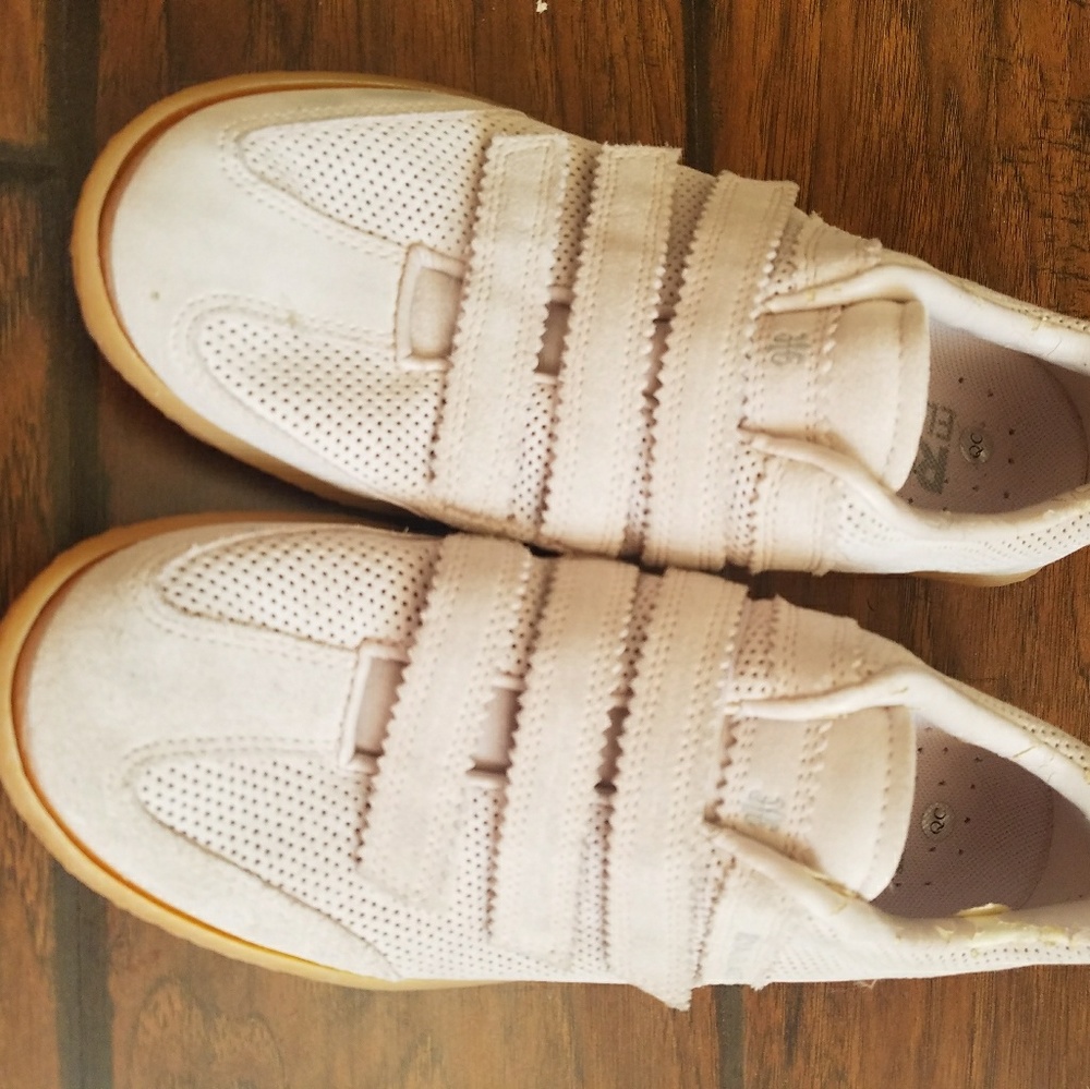 velcro sneakers
